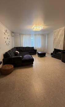 3-к квартира, вторичка, 90м2, 9/9 этаж
