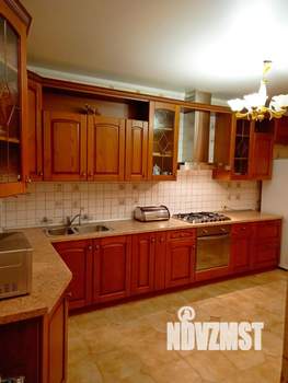 2-к квартира, вторичка, 77м2, 3/11 этаж