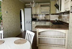 3-к квартира, вторичка, 80м2, 8/10 этаж