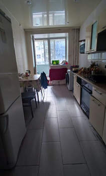 3-к квартира, вторичка, 82м2, 1/10 этаж
