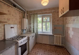 2-к квартира, вторичка, 42м2, 4/5 этаж