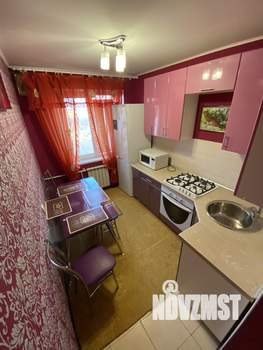 3-к квартира, вторичка, 63м2, 9/9 этаж