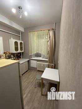 2-к квартира, вторичка, 49м2, 1/4 этаж