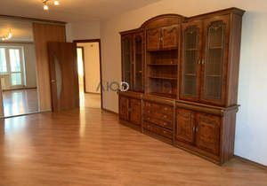 3-к квартира, вторичка, 70м2, 2/9 этаж