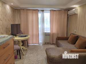2-к квартира, вторичка, 54м2, 1/10 этаж