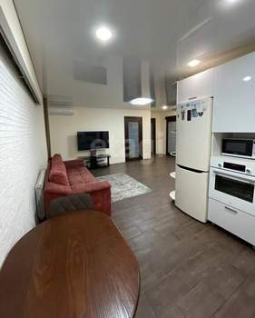 3-к квартира, вторичка, 70м2, 2/10 этаж