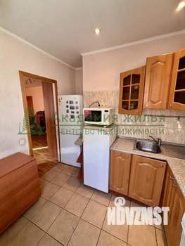 1-к квартира, вторичка, 42м2, 3/6 этаж