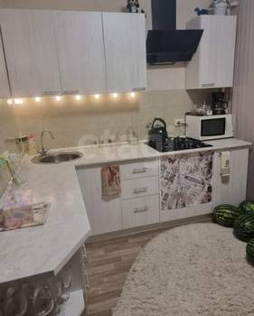 1-к квартира, вторичка, 42м2, 1/10 этаж