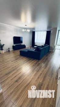 3-к квартира, вторичка, 115м2, 8/18 этаж