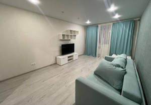 2-к квартира, вторичка, 58м2, 1/10 этаж