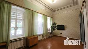 3-к квартира, вторичка, 54м2, 1/1 этаж