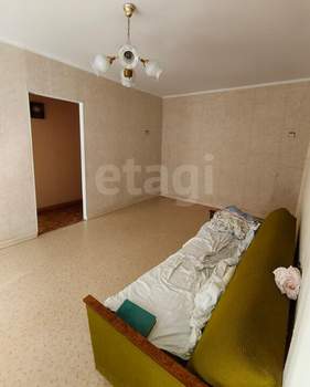 2-к квартира, вторичка, 43м2, 1/5 этаж