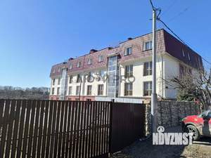 4-к квартира, вторичка, 105м2, 3/3 этаж
