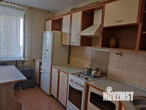 3-к квартира, вторичка, 58м2, 6/10 этаж