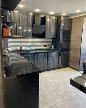 2-к квартира, вторичка, 58м2, 10/10 этаж