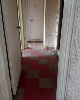 2-к квартира, вторичка, 43м2, 1/9 этаж