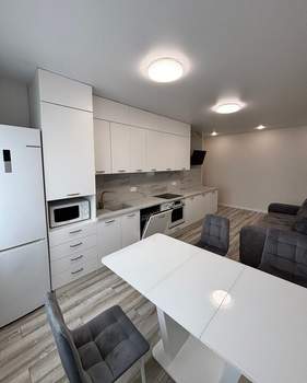 3-к квартира, вторичка, 80м2, 10/25 этаж