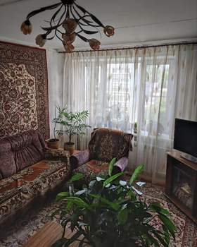 4-к квартира, вторичка, 75м2, 9/9 этаж