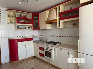 3-к квартира, вторичка, 84м2, 9/10 этаж