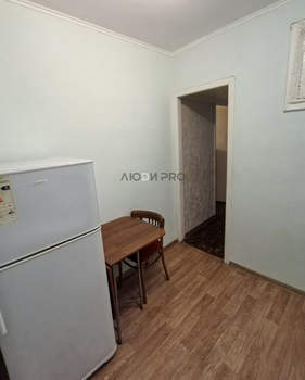 2-к квартира, вторичка, 43м2, 1/5 этаж