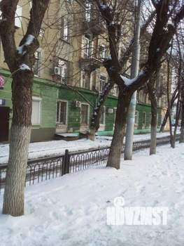 2-к квартира, вторичка, 61м2, 1/4 этаж