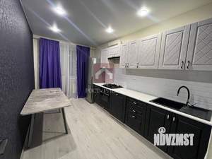 2-к квартира, вторичка, 58м2, 1/10 этаж