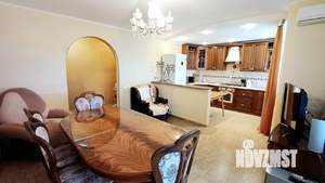 3-к квартира, вторичка, 82м2, 8/10 этаж