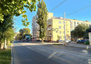 2-к квартира, вторичка, 30м2, 1/4 этаж