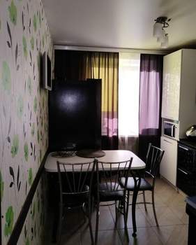 3-к квартира, вторичка, 64м2, 2/4 этаж