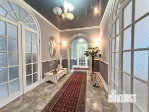 4-к квартира, вторичка, 127м2, 5/5 этаж