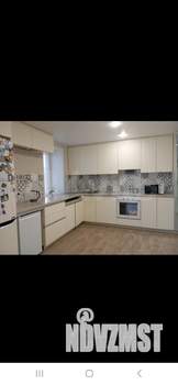 2-к квартира, вторичка, 64м2, 9/17 этаж