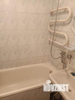 2-к квартира, вторичка, 45м2, 1/9 этаж