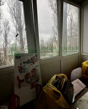 3-к квартира, вторичка, 42м2, 3/5 этаж