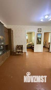 4-к квартира, вторичка, 62м2, 5/5 этаж