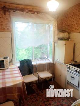 2-к квартира, вторичка, 42м2, 4/4 этаж