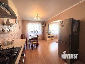 3-к квартира, вторичка, 80м2, 10/10 этаж