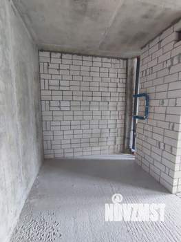 2-к квартира, вторичка, 62м2, 1/10 этаж