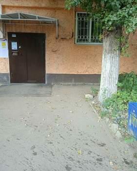 2-к квартира, вторичка, 45м2, 1/6 этаж