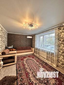 2-к квартира, вторичка, 52м2, 1/9 этаж