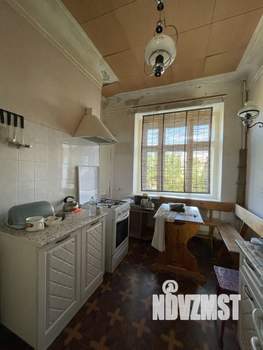 3-к квартира, вторичка, 65м2, 4/4 этаж